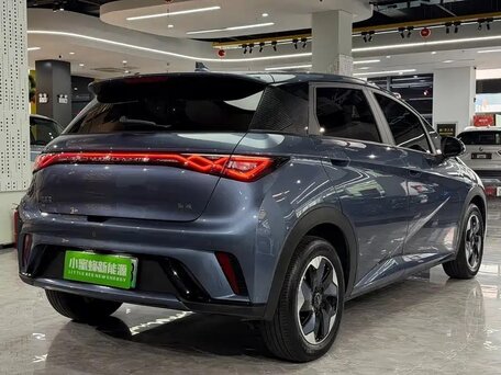 2026 BYD Dolphin 44.9 kWh I, синий, 1700000 рублей, вид 3