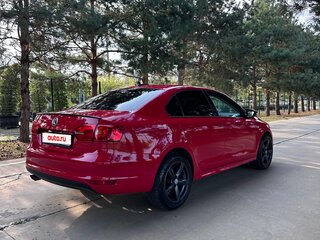 2011 Volkswagen Jetta VI, красный, 770000 рублей, вид 3