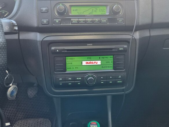 2008 Skoda Fabia II, оранжевый, 540000 рублей - вид 17
