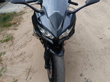2024 Kawasaki Ninja 650, чёрный, 623547 рублей, вид 5