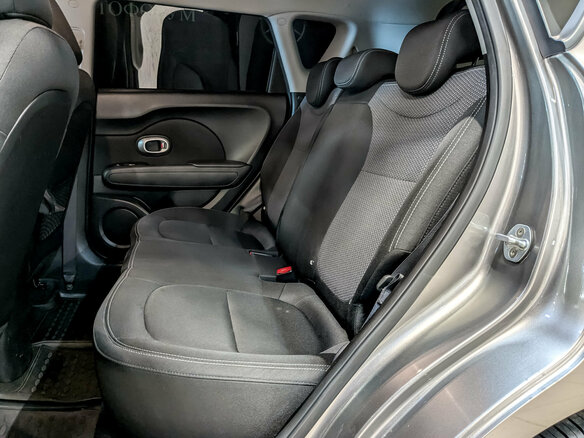2018 Kia Soul II Рестайлинг, серебристый, 1595000 рублей - вид 11