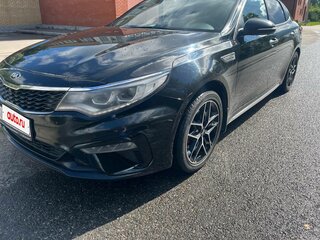 2018 Kia Optima IV Рестайлинг, чёрный, 1900000 рублей, вид 1