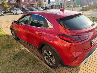 2021 Kia XCeed I, красный, 1900000 рублей, вид 5