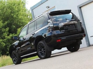 2020 Toyota Land Cruiser Prado 150 Series Рестайлинг 3, чёрный, 8500000 рублей, вид 3