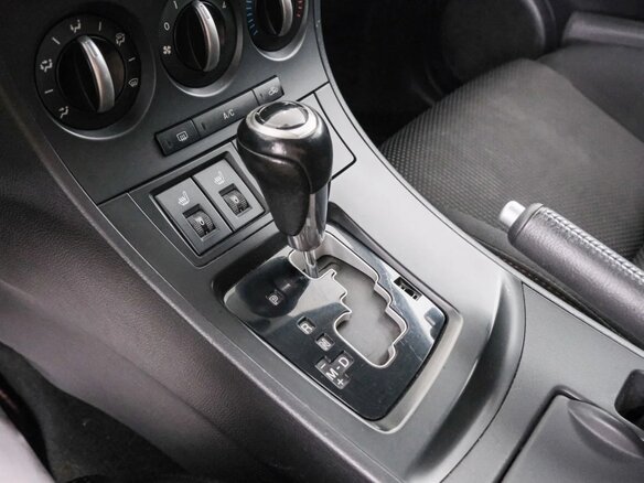 2013 Mazda 3 II (BL) Рестайлинг, белый, 849000 рублей - вид 16