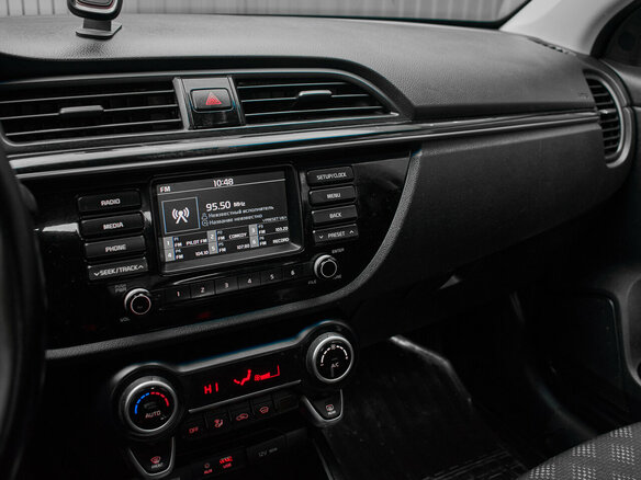 2017 Kia Rio IV, белый, 1160000 рублей - вид 14