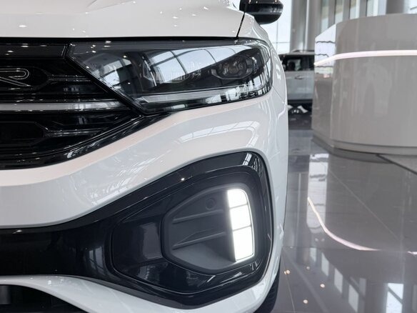 2026 Volkswagen T-Roc I (China Market) Рестайлинг, белый, 3430000 рублей - вид 12