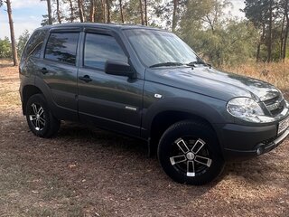 2016 Chevrolet Niva I Рестайлинг, зелёный, 620000 рублей, вид 5
