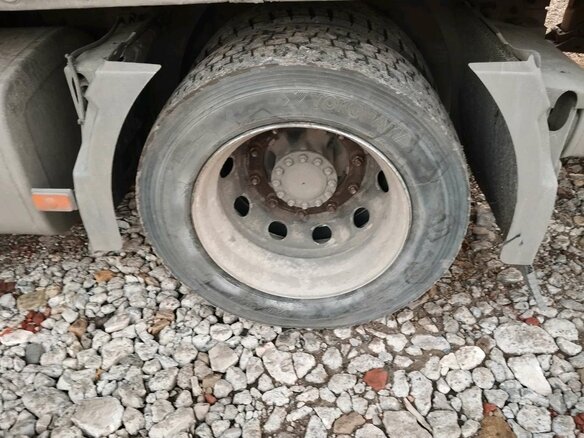 2016 Volvo FH, красный, 5831000 рублей - вид 14