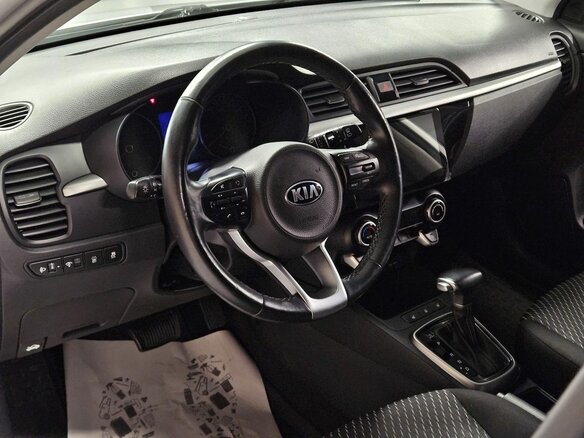 2018 Kia Rio X-Line IV, серебристый, 1440000 рублей - вид 13