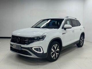 2023 Volkswagen Tayron I Рестайлинг, белый, 2199000 рублей, вид 2