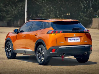 2022 Peugeot 2008 II, оранжевый, 1350077 рублей, вид 5