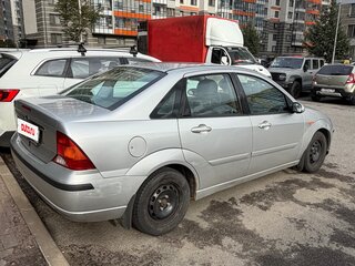 2005 Ford Focus I Рестайлинг, серебристый, 295000 рублей, вид 3