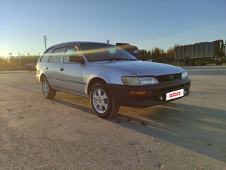 2001 Toyota Corolla VII (E100), серебристый, 270000 рублей, вид 3