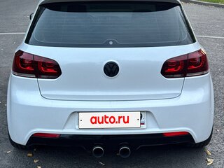 2010 Volkswagen Golf GTI VI, белый, 1400000 рублей, вид 4