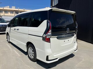2022 Nissan Serena S-Hybrid V (C27) Рестайлинг, белый, 1550000 рублей, вид 4
