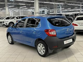 2018 Renault Sandero II Рестайлинг, синий, 1029000 рублей, вид 4