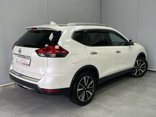 2019 Nissan X-Trail III Рестайлинг, белый, 2350400 рублей, вид 3