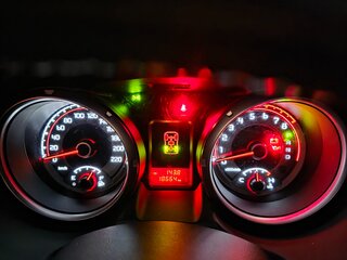 2015 Mitsubishi Pajero IV Рестайлинг 2, серый, 3990000 рублей, вид 4