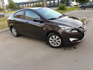 2015 Hyundai Solaris I Рестайлинг, коричневый, 1000050 рублей, вид 3