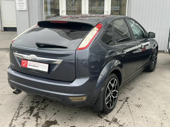 2010 Ford Focus II Рестайлинг, серый, 739000 рублей - вид 6