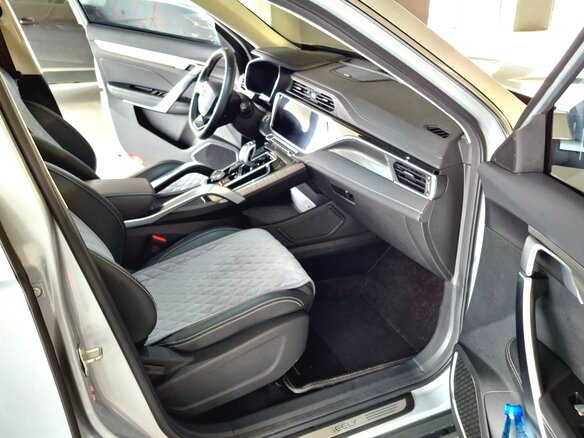 2024 Geely Atlas Pro, серебристый, 2300000 рублей - вид 8