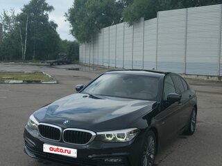 2017 BMW 5 серии 520d VII (G30/G31/G38), чёрный, 2700000 рублей, вид 1