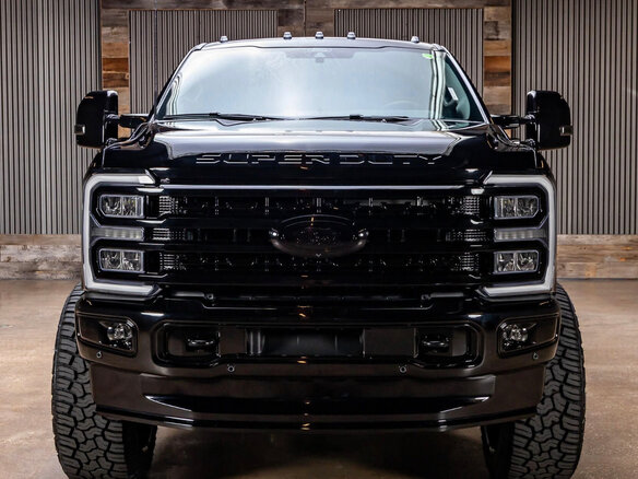 2026 Ford F-250, чёрный, 15680000 рублей - вид 1