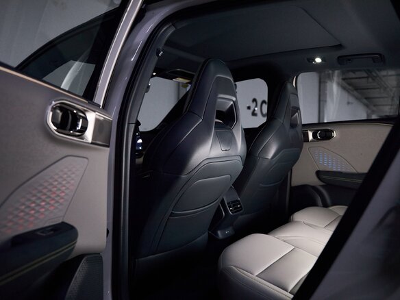 2026 Lynk & Co 06 I Рестайлинг, бежевый, 2912000 рублей - вид 37