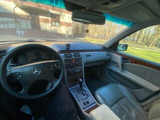 1998 Mercedes-Benz E-Класс 280 II (W210, S210), синий, 245000 рублей, вид 5