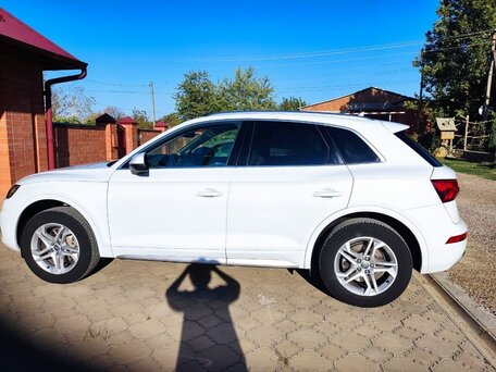 2019 Audi Q5 II (FY), белый, 3900000 рублей, вид 4
