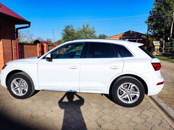 2019 Audi Q5 II (FY), белый, 3900000 рублей - вид 3