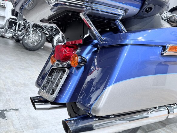 2017 Harley-Davidson Electra Glide, серебристый, 1799000 рублей - вид 29