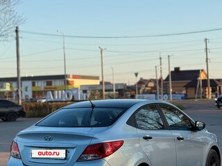 2012 Hyundai Solaris I, серый, 730000 рублей, вид 4