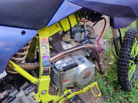 2025 Racer MX125E, пурпурный, 65000 рублей, вид 3