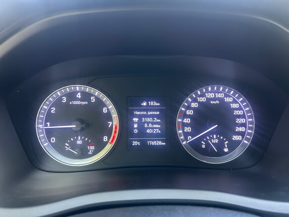 2017 Hyundai Sonata VII (LF) Рестайлинг, белый, 1290000 рублей - вид 11