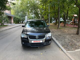 2008 Volkswagen Touran I Рестайлинг, чёрный, 699000 рублей, вид 1