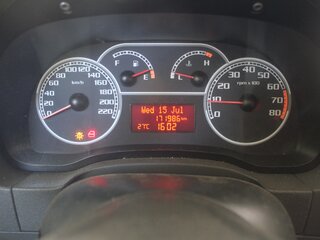 2010 Fiat Albea I Рестайлинг, серебристый, 250000 рублей, вид 3