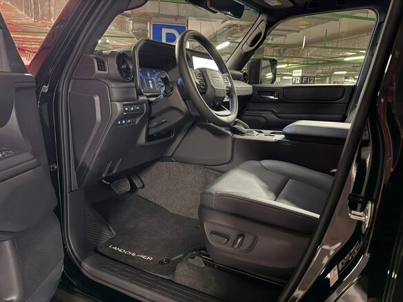2026 Toyota Land Cruiser Prado 250 Series, чёрный, 10800000 рублей - вид 5