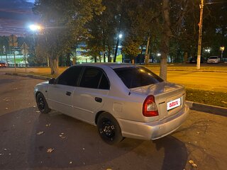 2003 Hyundai Accent ТагАЗ II, серебристый, 240000 рублей, вид 2