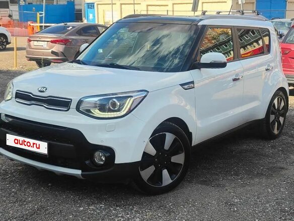 2018 Kia Soul II Рестайлинг, белый