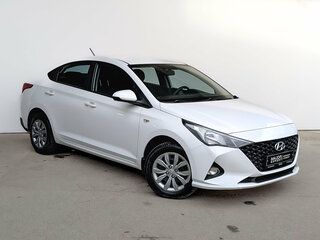 2022 Hyundai Solaris II Рестайлинг, белый, 1550000 рублей, вид 3