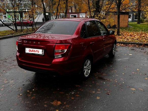 2021 Lada (ВАЗ) Granta I Рестайлинг, красный, 700000 рублей - вид 3