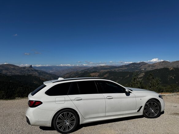 2019 BMW 5 серии 530d xDrive VII (G30/G31/G38), белый, 4200000 рублей - вид 18