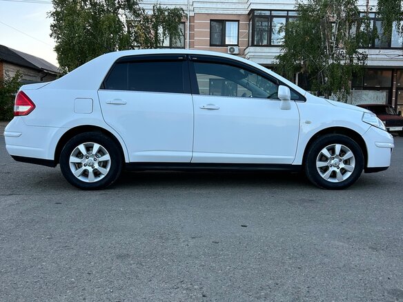 2008 Nissan Tiida I, белый, 720000 рублей - вид 7