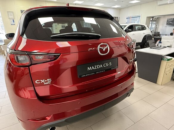 2025 Mazda CX-5 II Рестайлинг, красный, 5450000 рублей - вид 5
