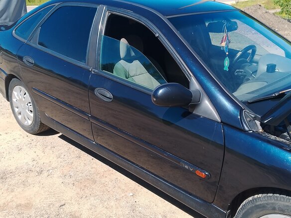 2000 Renault Laguna I, синий, 190000 рублей - вид 6