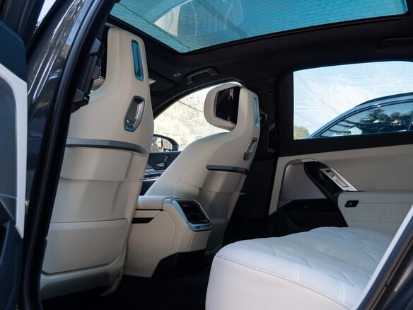 2025 BMW 7 серии 740d xDrive VII (G70), серый - вид 22