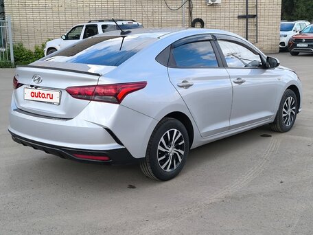 2020 Hyundai Solaris II Рестайлинг, серебристый, 1525000 рублей, вид 5