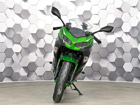 2024 Kawasaki Ninja 400, чёрный, 677000 рублей, вид 5